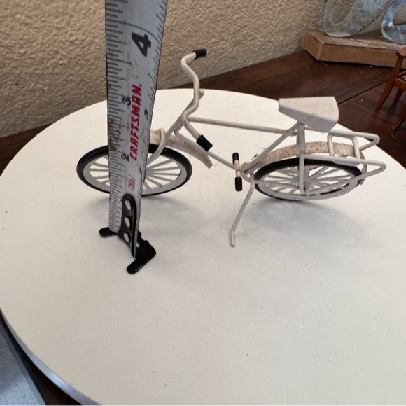 Dollhouse Miniature Large Two Wheel Bicycle with Kick Stand in White - Picture 3 of 3